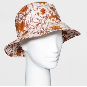 Bucket Hat by Universal Thread 🤩